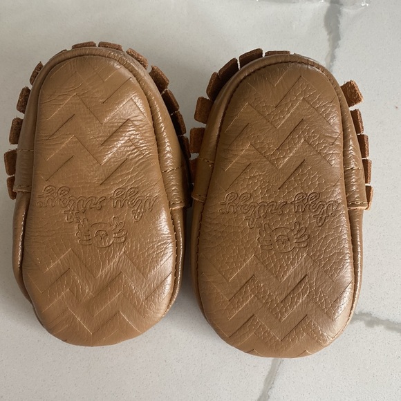 Itzy Ritzy Leather Baby Moccasins - Picture 2 of 5